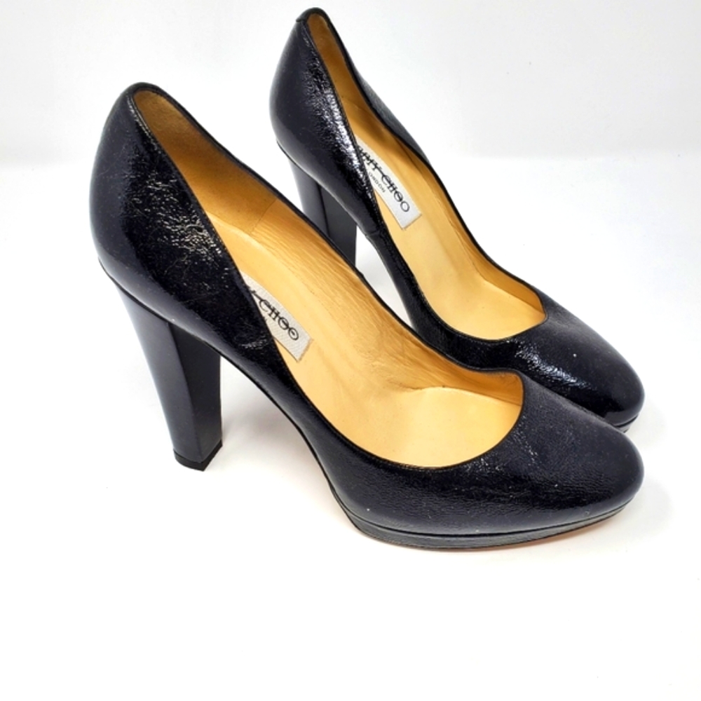 Jimmy Choo Black Leather Round-Toe Pumps *read listing*